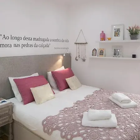 Very Near Subway Apartment