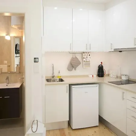 Very Near Subway * ליסבון